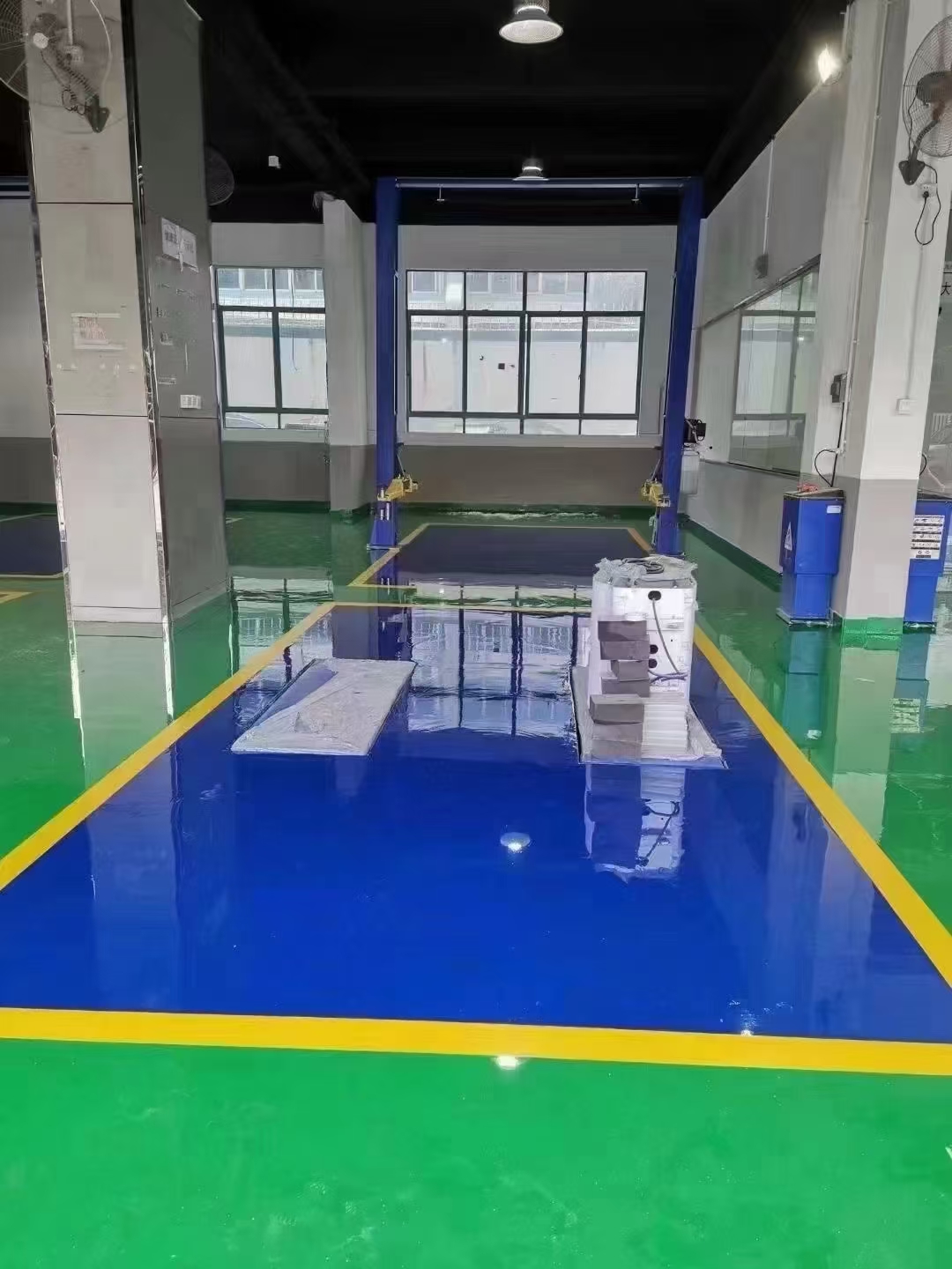高溫天氣施工環(huán)氧地坪的注意事項(xiàng)有哪些？